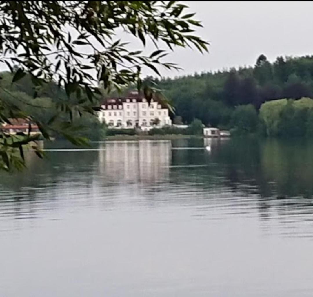 See Schlosshotel Am Kellersee Ойтін Екстер'єр фото