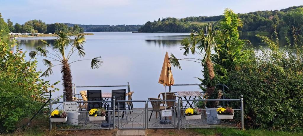 See Schlosshotel Am Kellersee Ойтін Екстер'єр фото